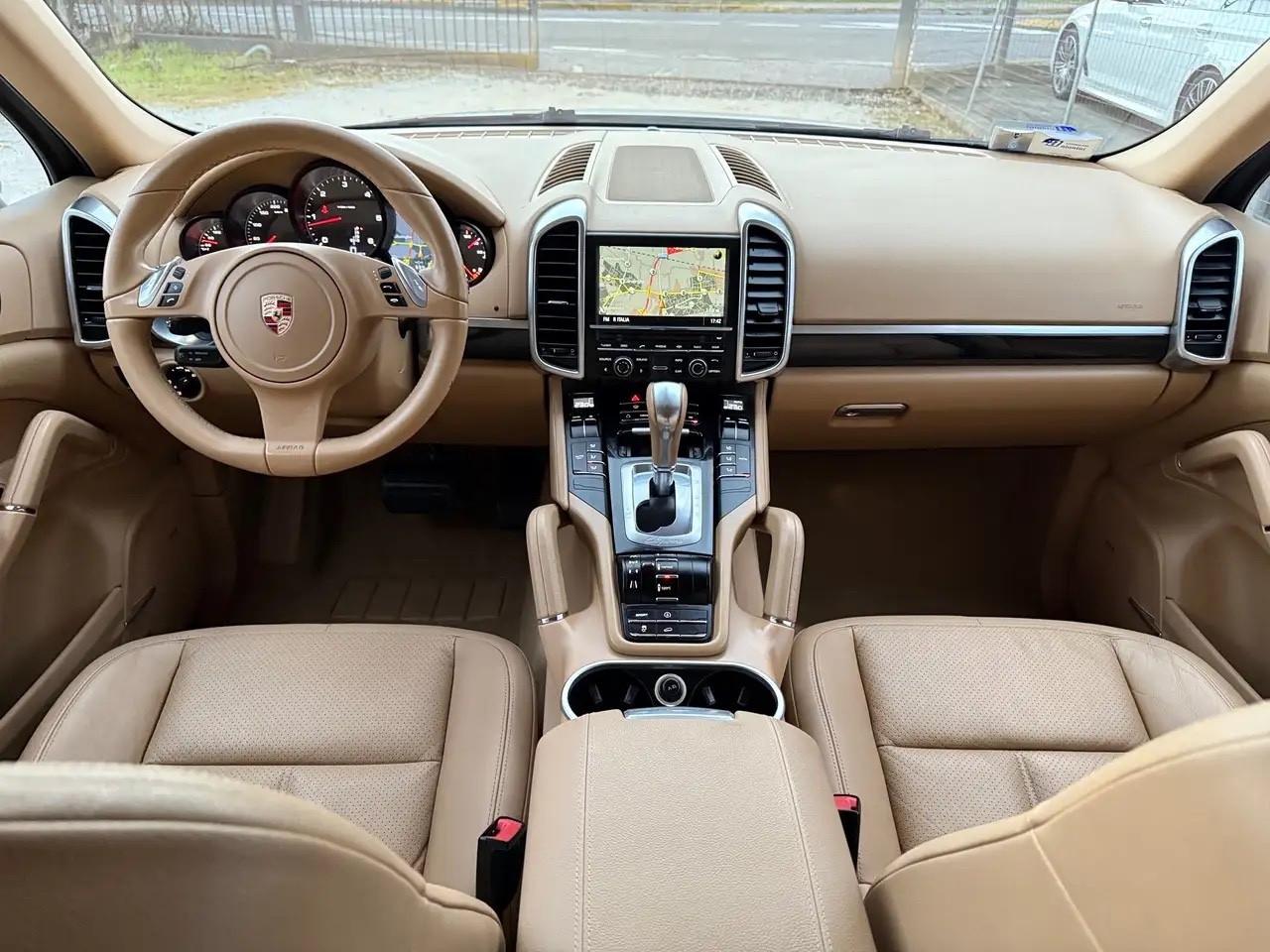 Porsche Cayenne 3.0 Diesel 245cv navi*led+pelle Euro5