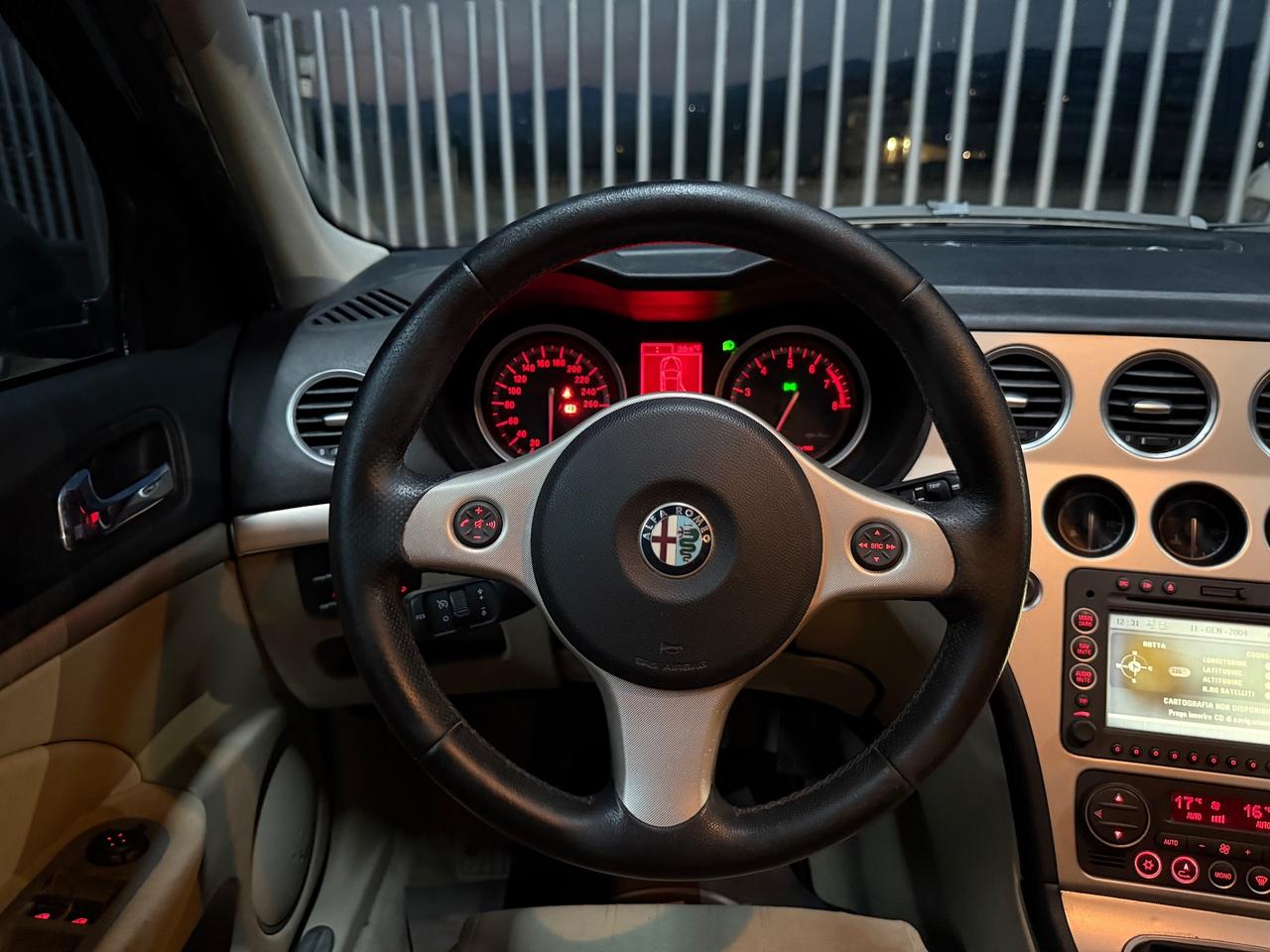 Alfa Romeo 159 1.9 JTS 16V Sportwagon Distinctive Total black