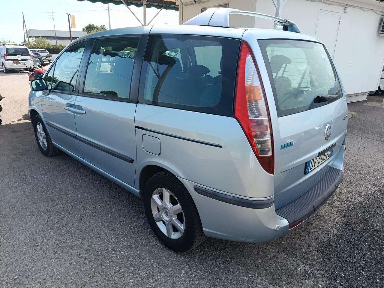 Fiat Scudo 2.0 JTD/109 Combi 8 posti SX