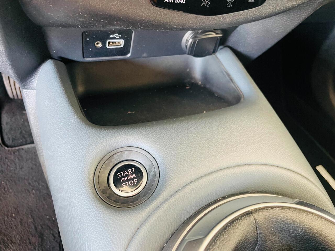 Nissan Juke 1.0 DIG-T 114 CV Tekna