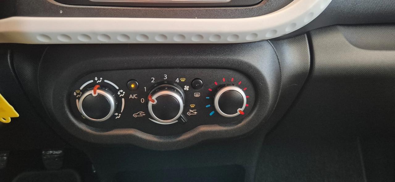 RENAULT TWINGO 1.0 BENZINA 70Cv UnicoP. 2018