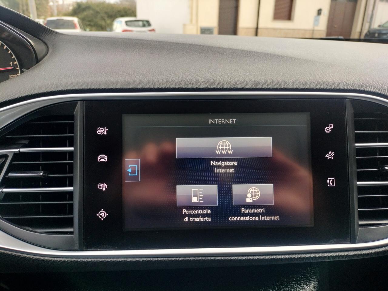 Peugeot 308 BlueHDi 120 S&S EAT6 SW GT Line