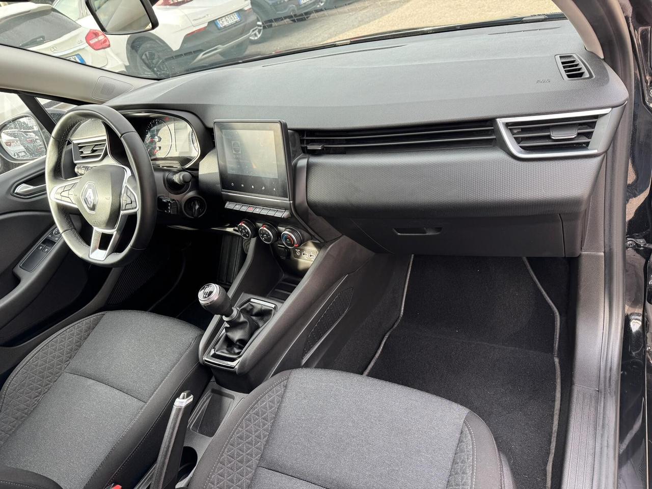 Renault Clio 2022 1.0 tce Intens 90cv*28000KM*