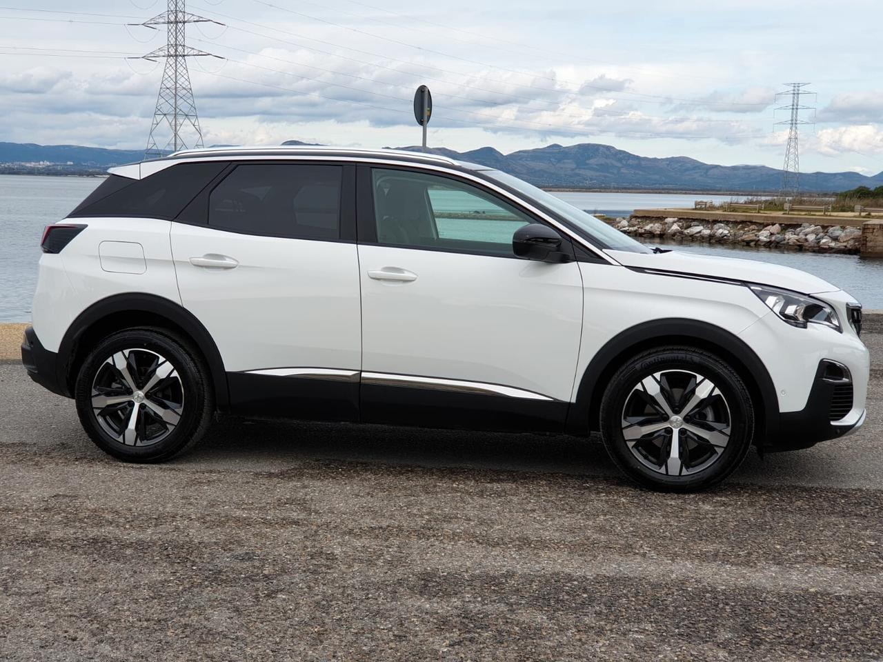 Peugeot 3008 BlueHDi 130 S&S Allure