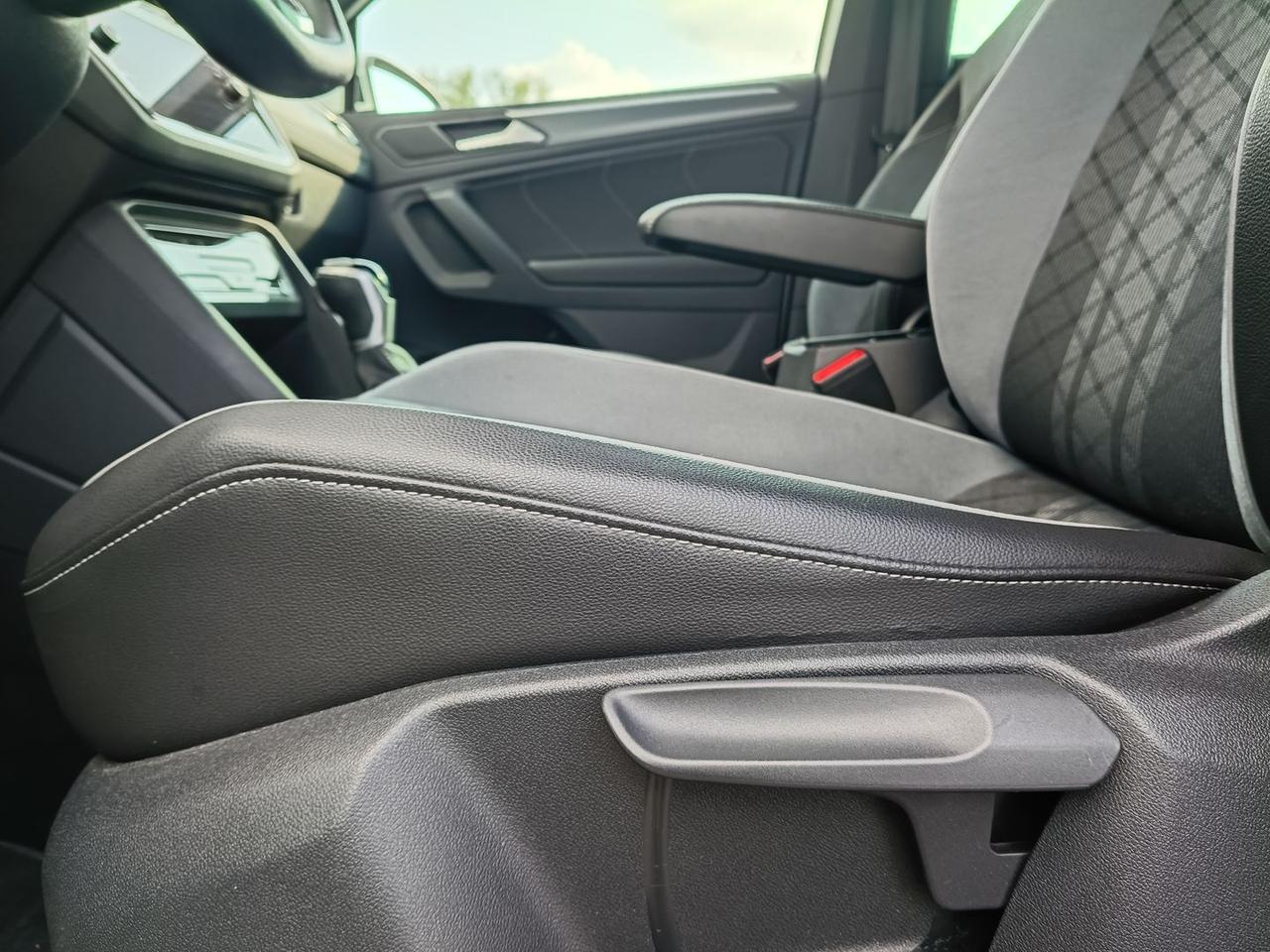 Volkswagen Tiguan R-LINE #50664