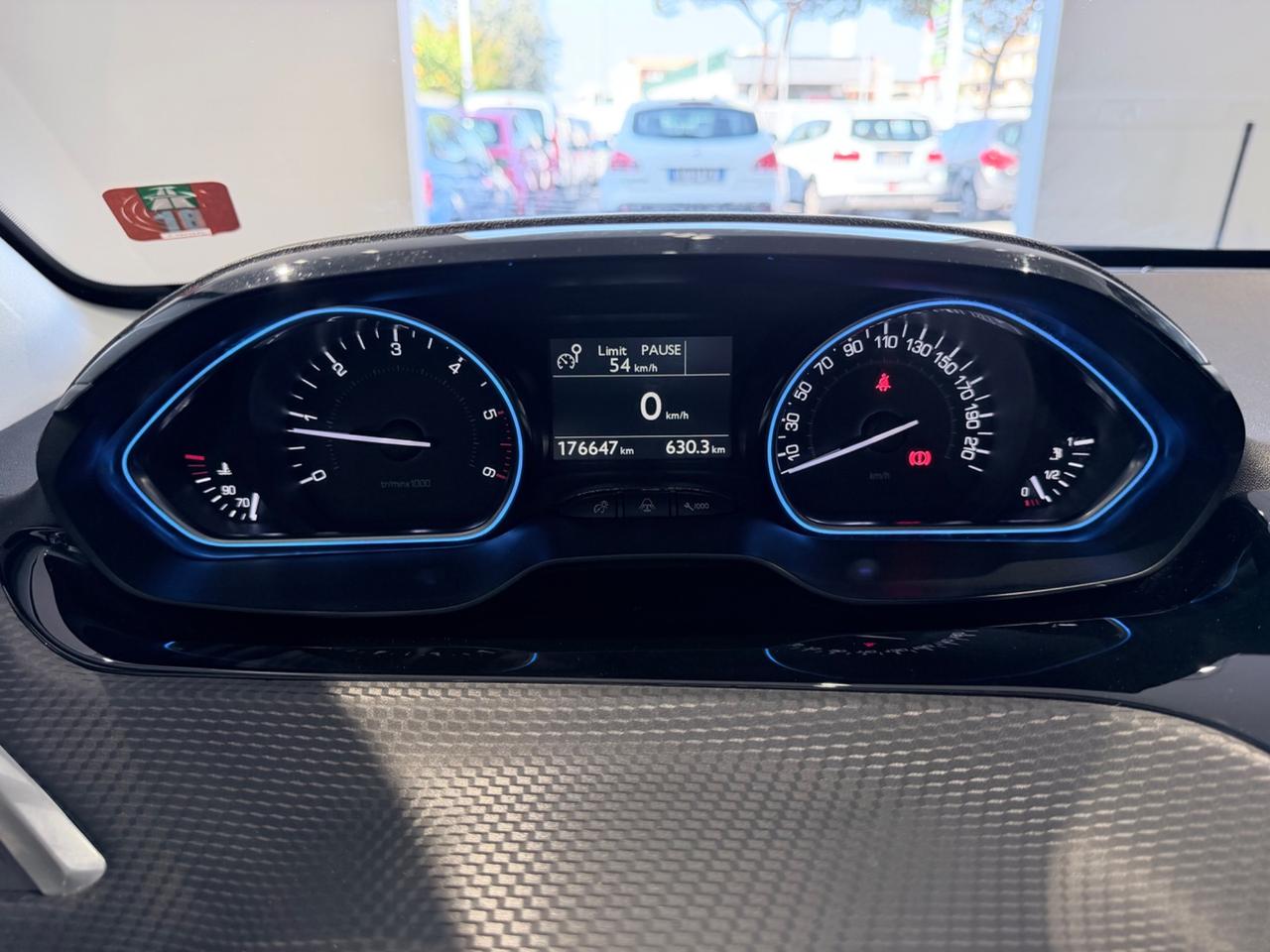 Peugeot 2008 - 2016 BlueHDi 100 Allure