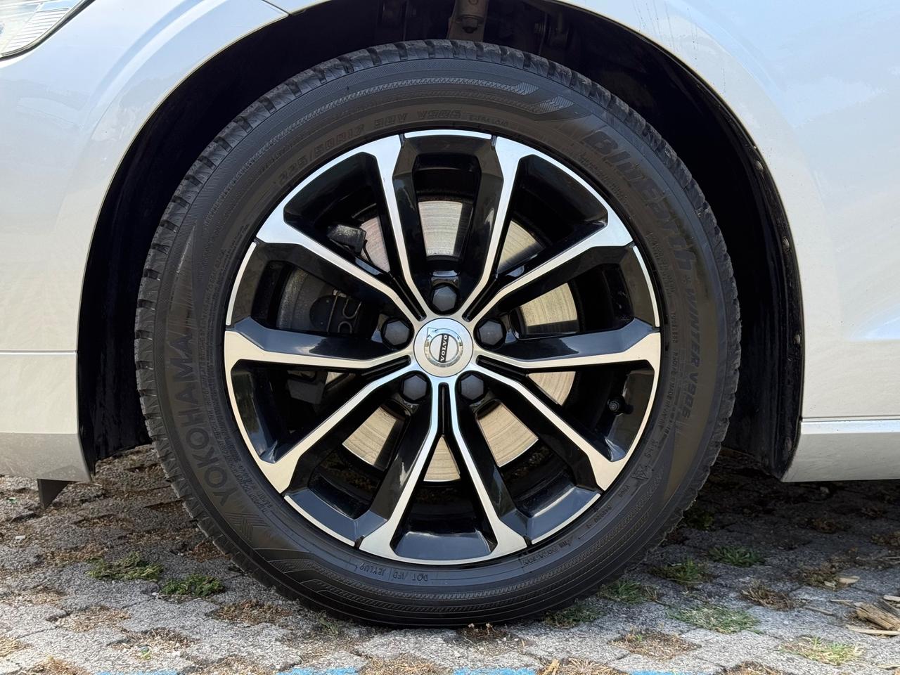 VOLVO V60 2021 B4 Geartronic