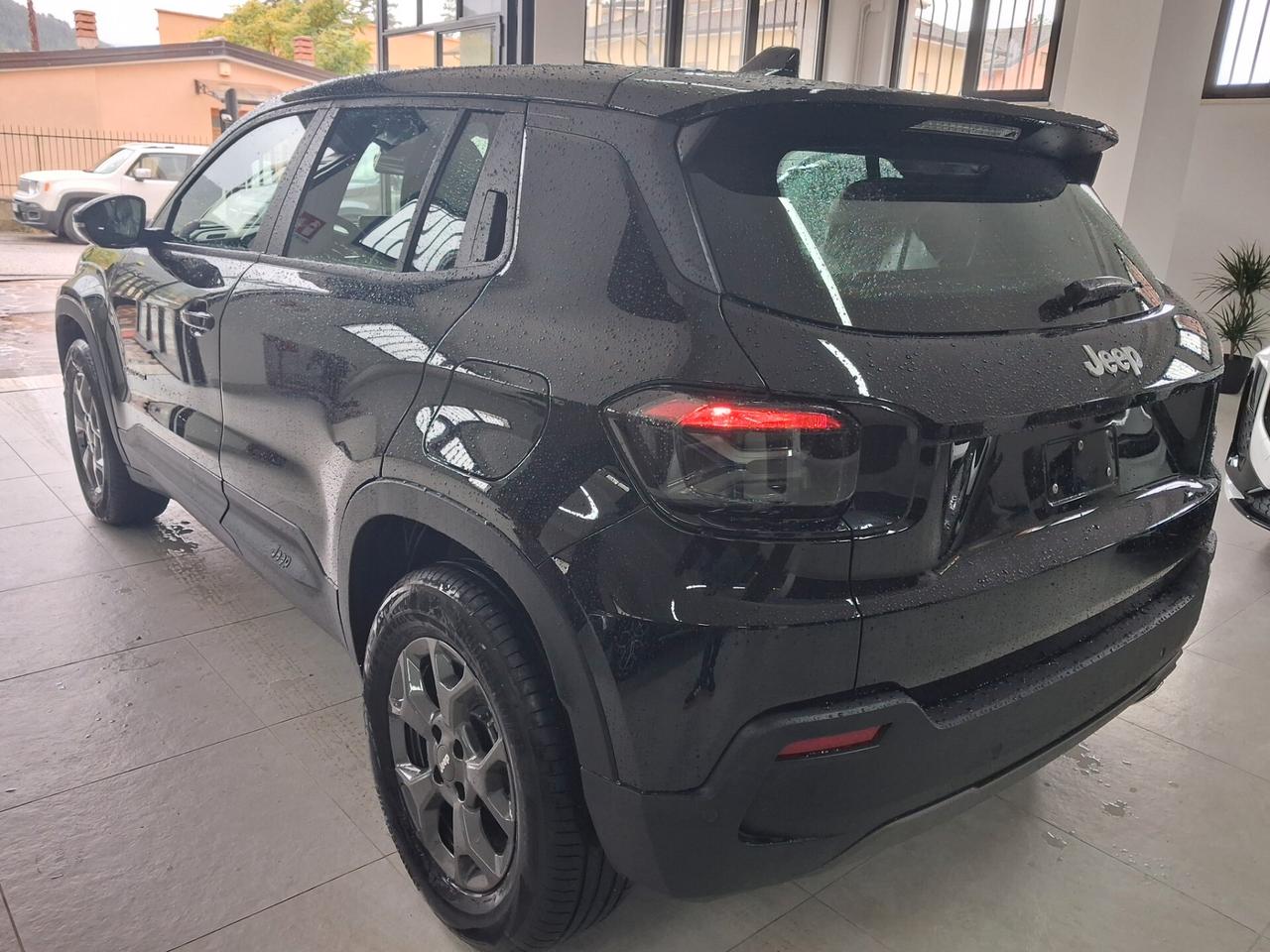Jeep Avenger 1.2 Turbo 110 CV e-Hybrid Longitude