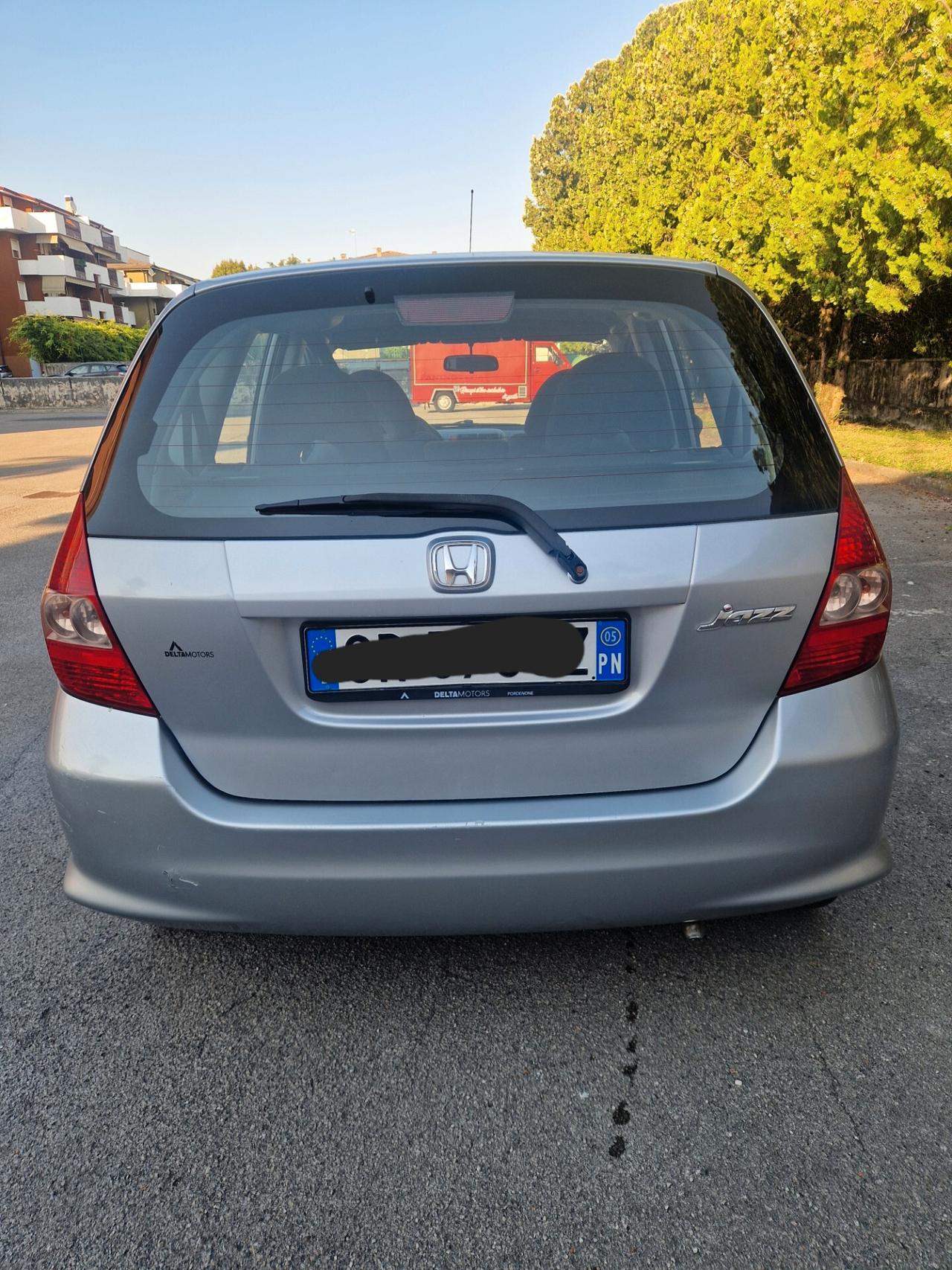 Honda Jazz 1.4 Benz 83CV - Meccanica OK