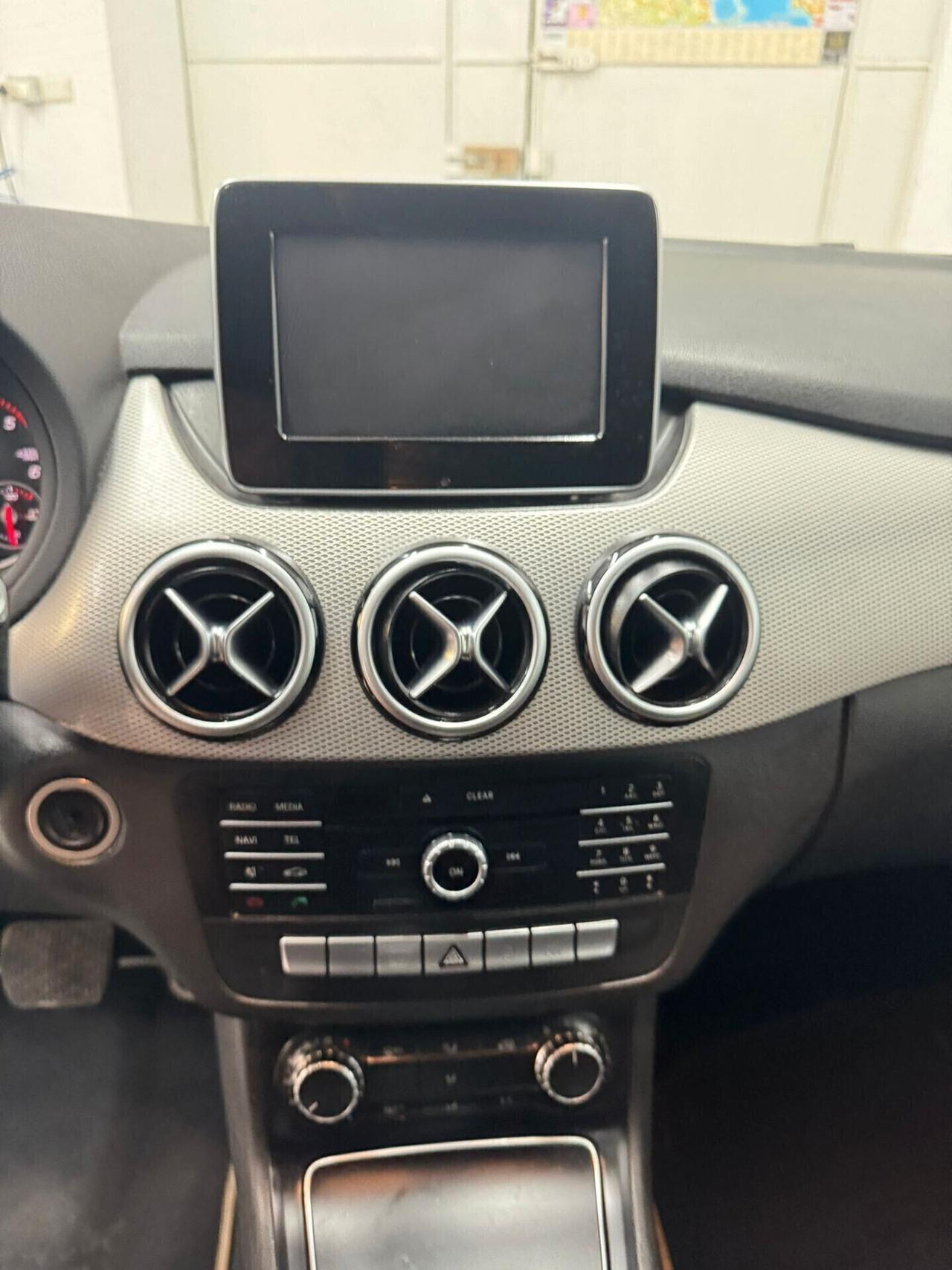 Mercedes-benz B 200 B 200 d Automatic Premium