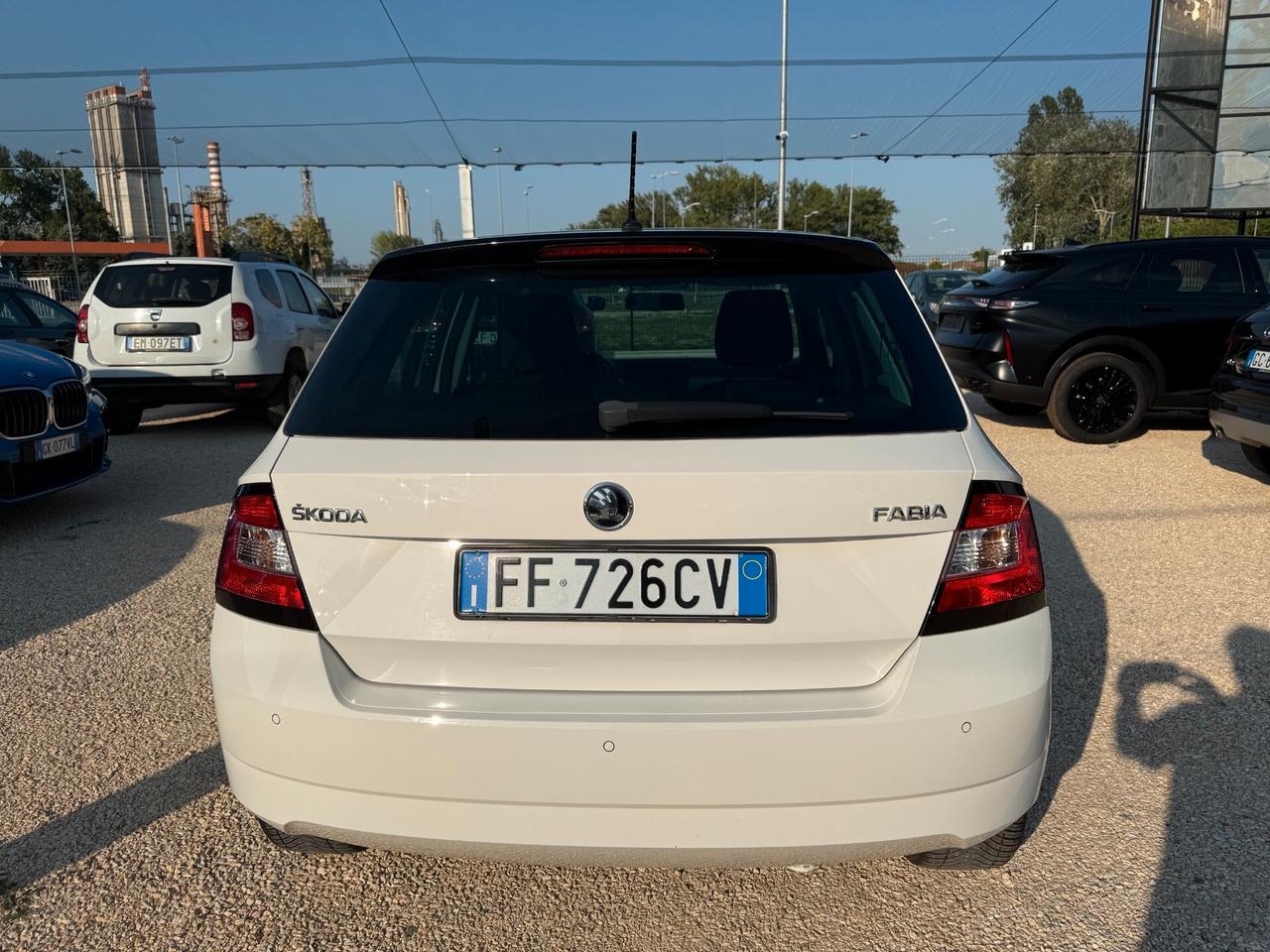 Skoda Fabia 1.0 MPI 75 CV Twin Color Design Edition Nero
