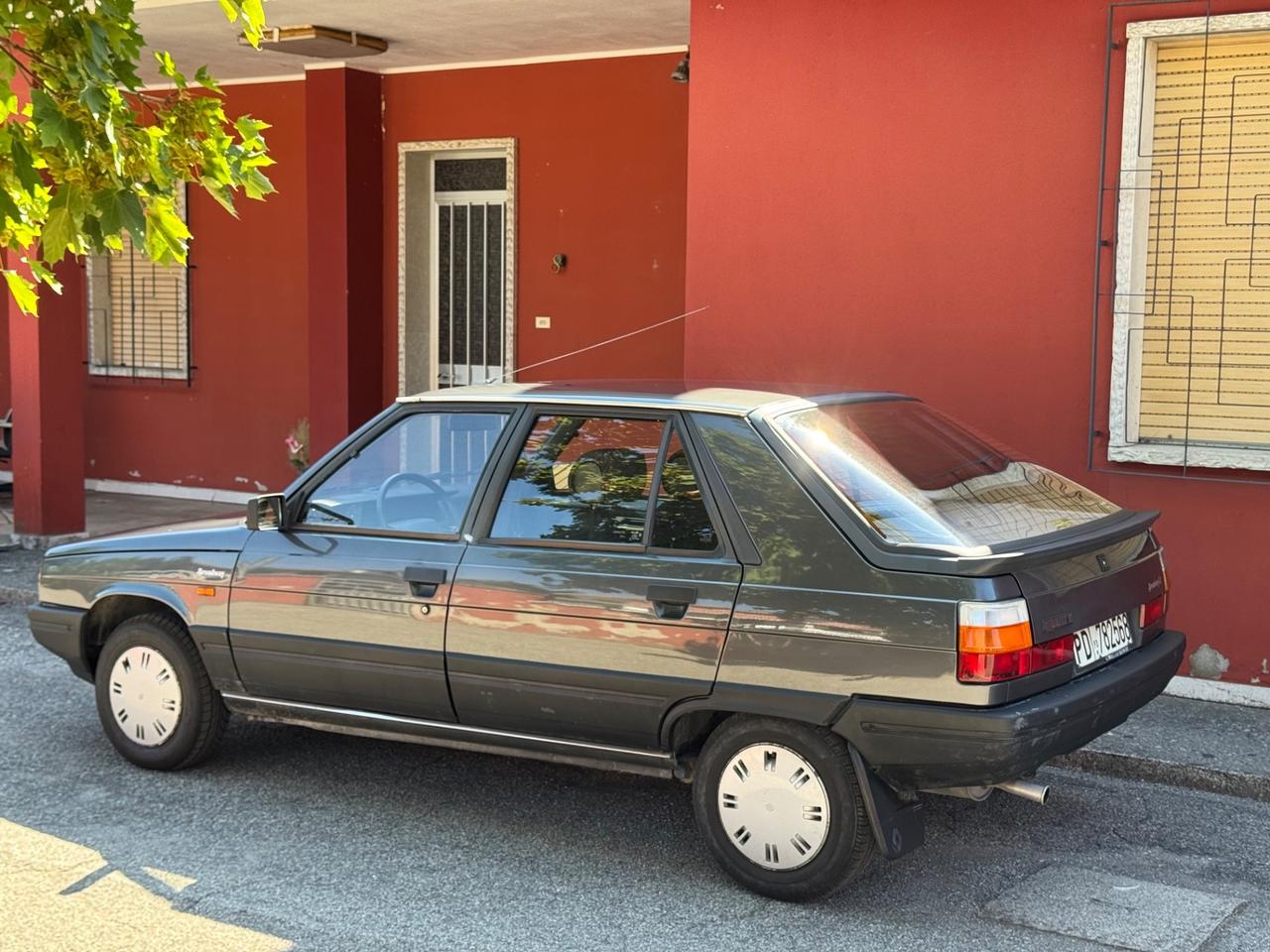 Renault R 11 1.2i 54cv Broadway Asi Unico Prop
