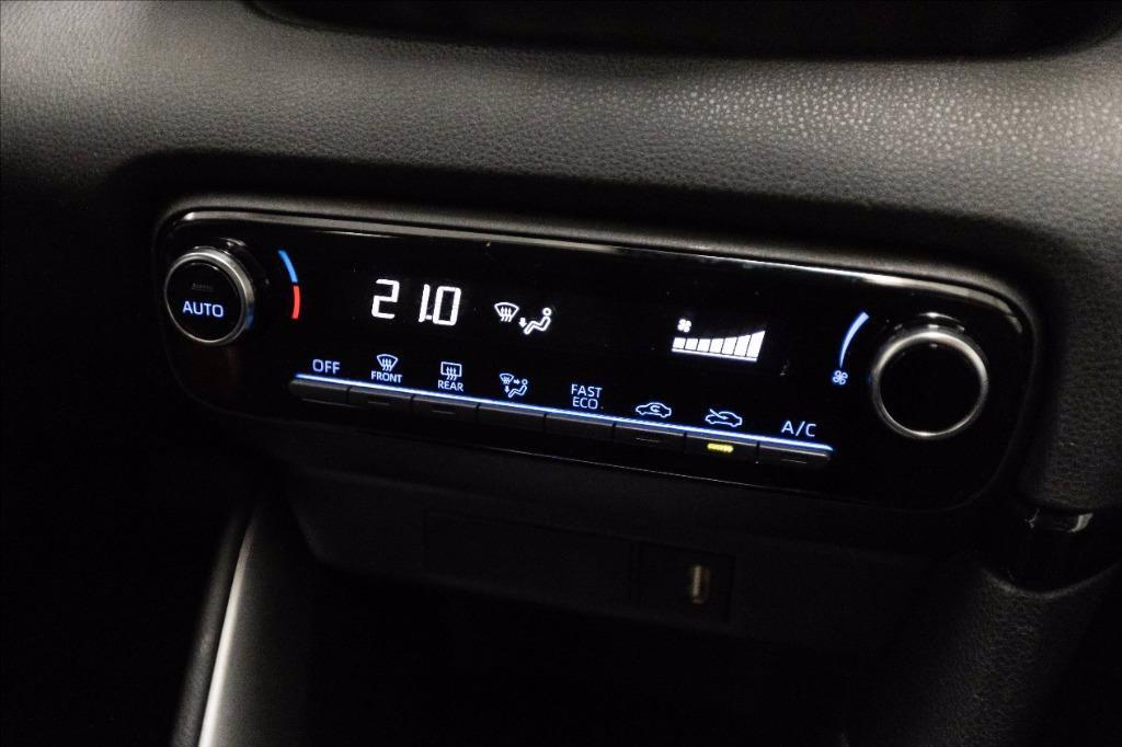 TOYOTA Yaris 1.5h Business del 2022