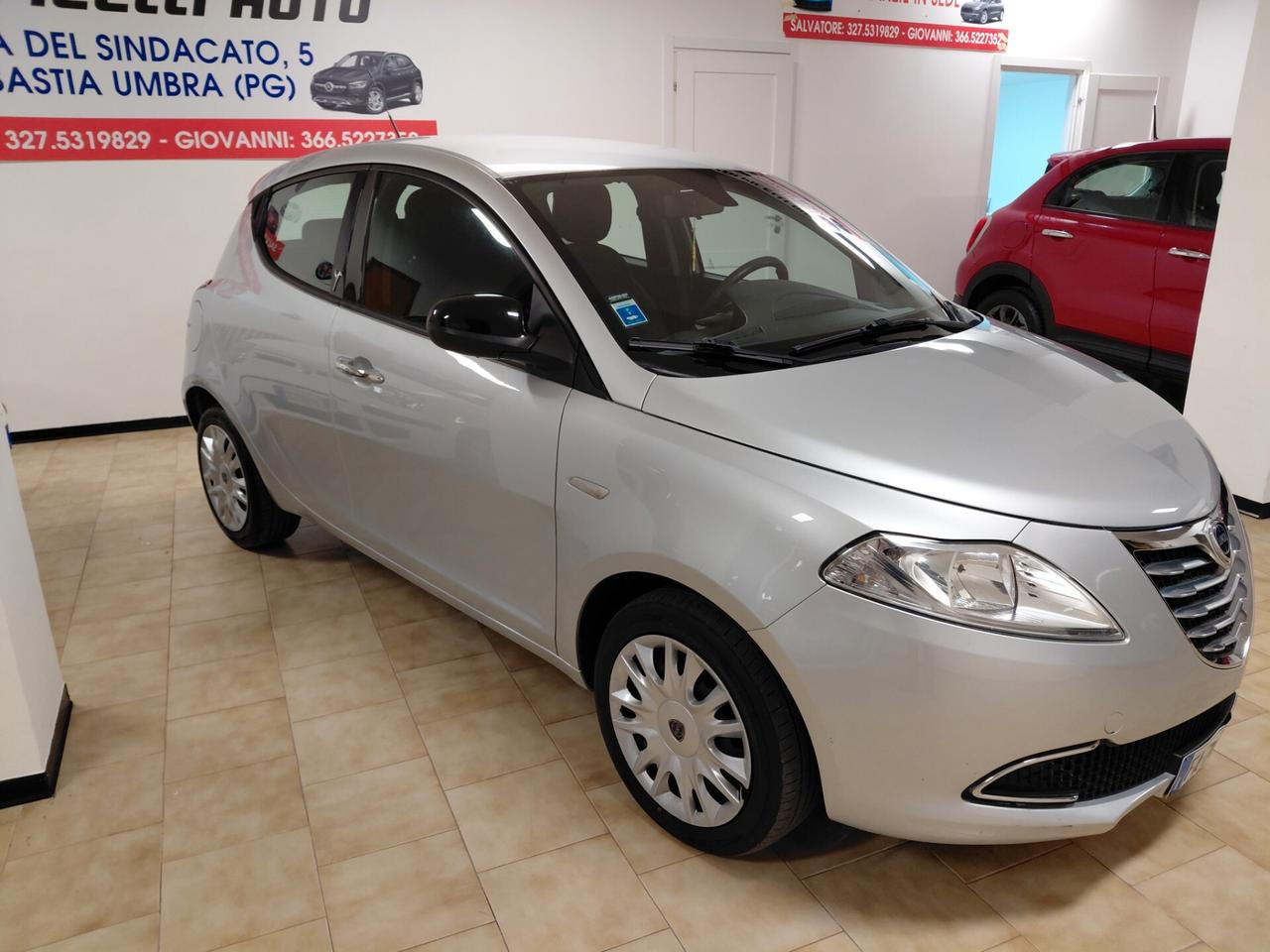 LANCIA YPSILON ANNO 2015 DS 1.3 MULTIJET ADATTA NEOPATENTATI KM 160 MILA