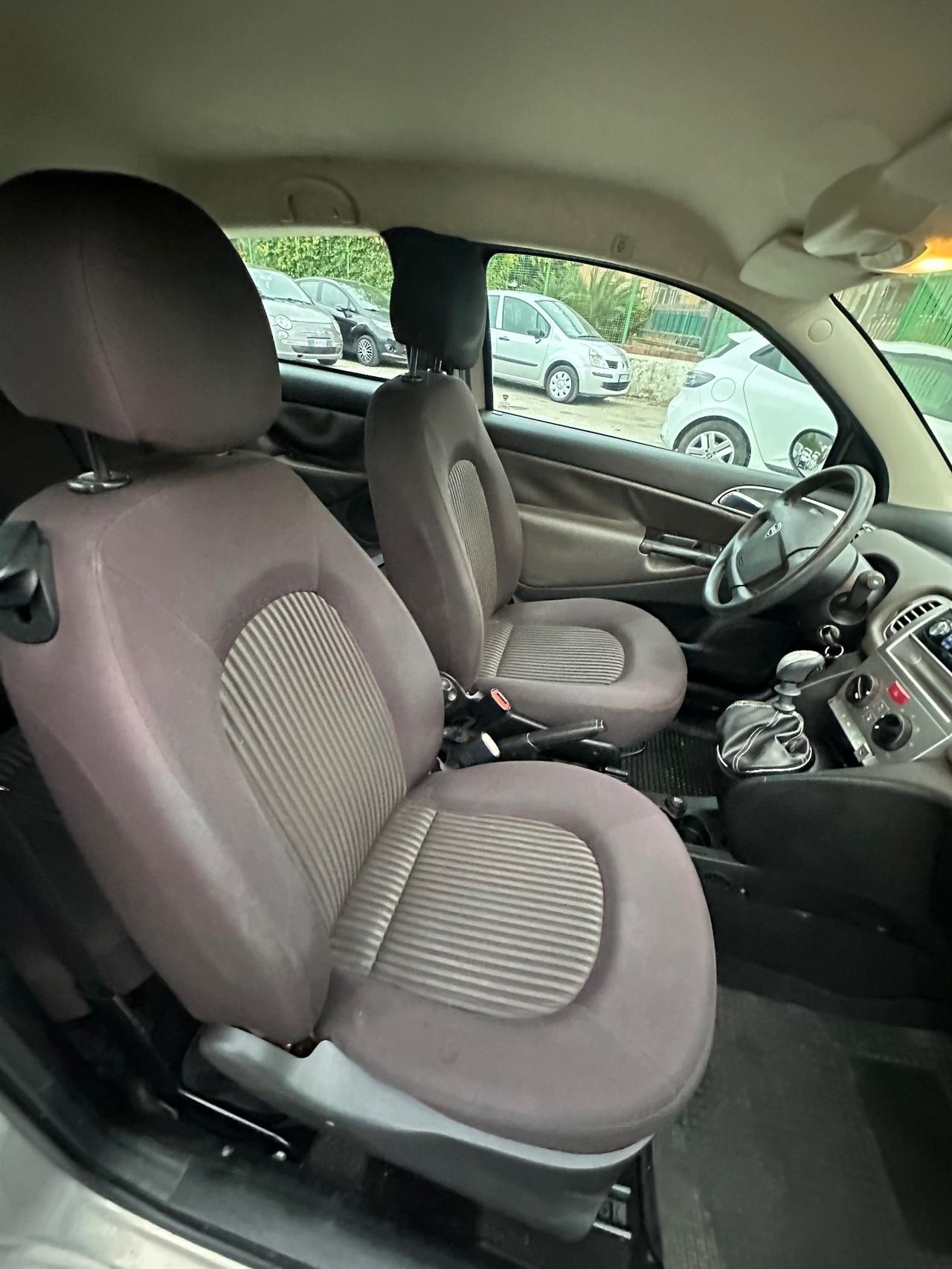 Lancia Ypsilon 1.4 Oro Ecochic GPL