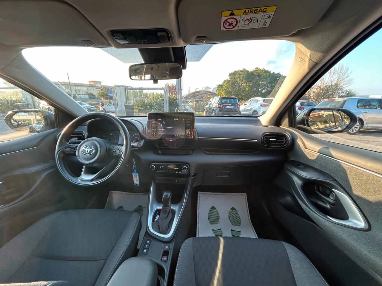 Toyota Yaris 1.5h Business