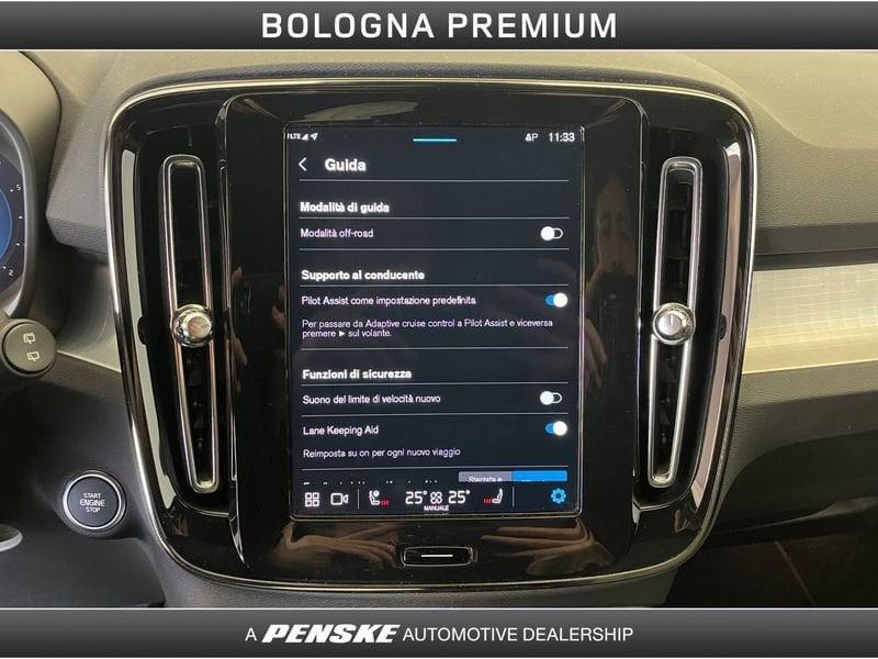 Volvo XC40 XC40 B3 automatico Core