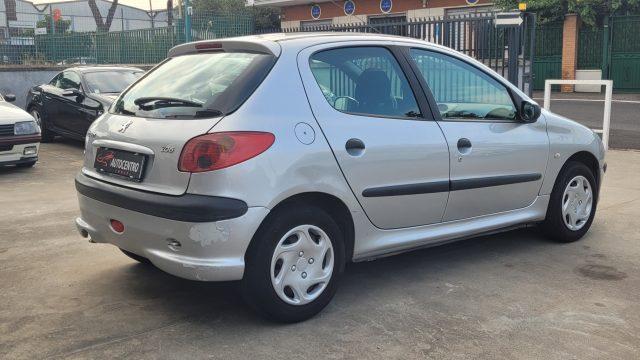 PEUGEOT 206 1.4 5p. ONE Line