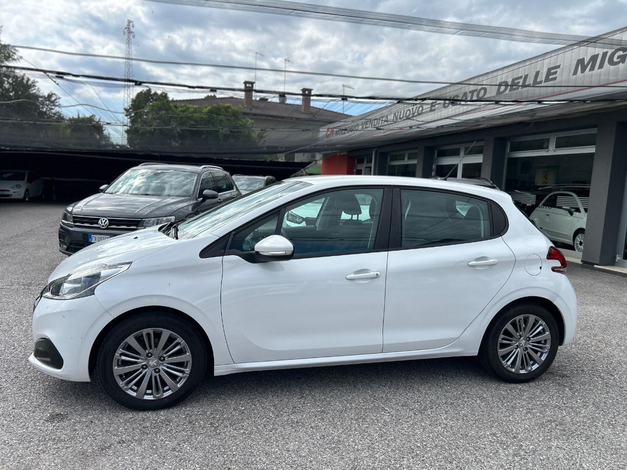 Peugeot 208 5 Porte 208 5p 1.2 puretech Active 82cv#MOTORERIFATTO