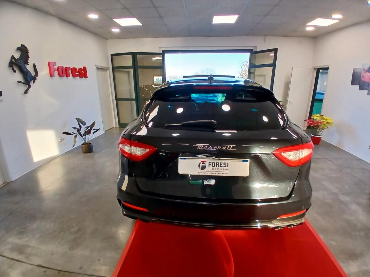 Maserati Levante V8 580 CV AWD Trofeo