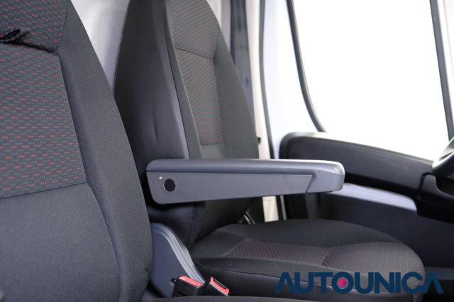 PEUGEOT Boxer 335 2.2 BLUEHDI 140 S&S PLM-TM FURGONE