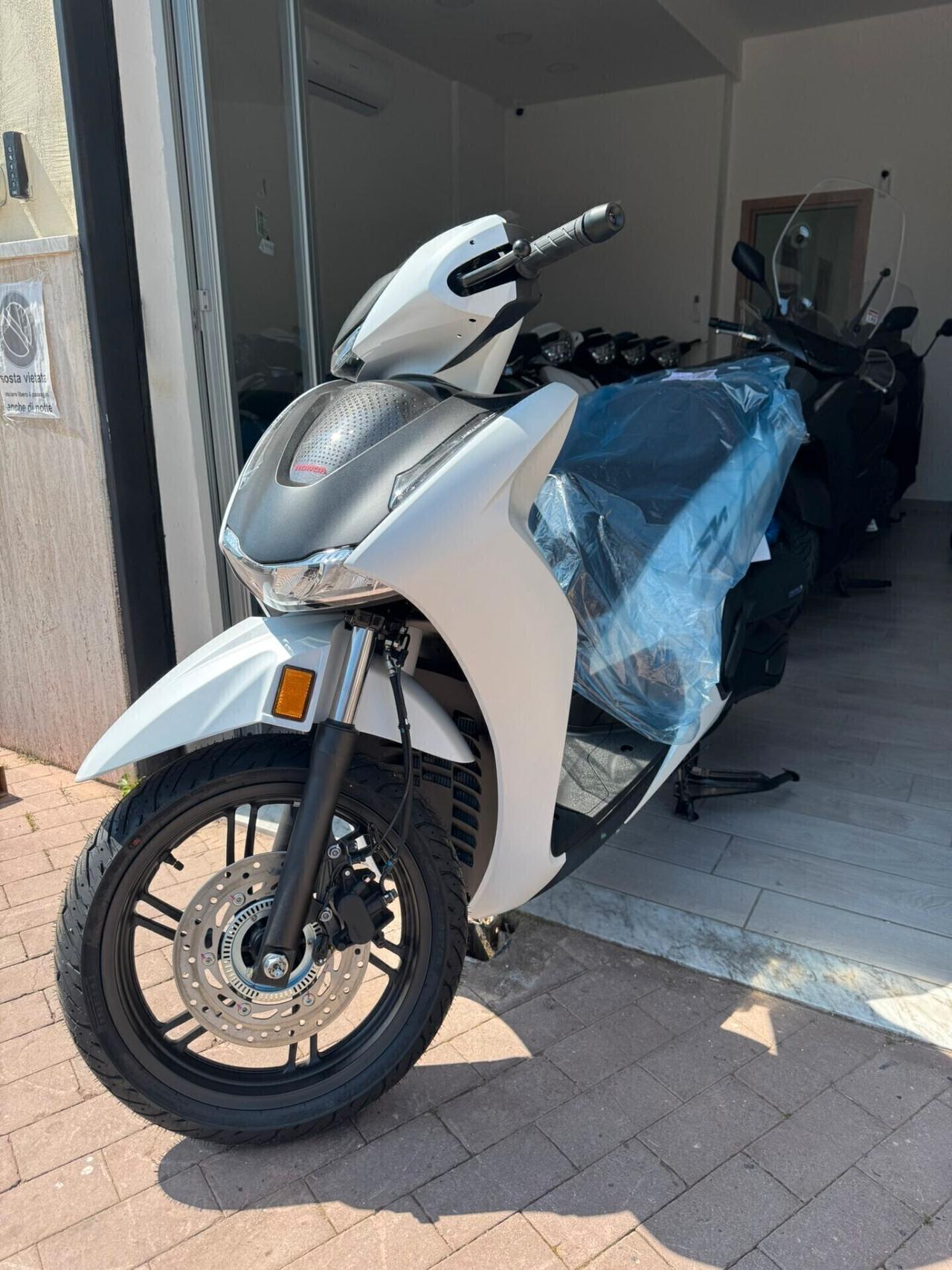 Honda SH 350 ABS