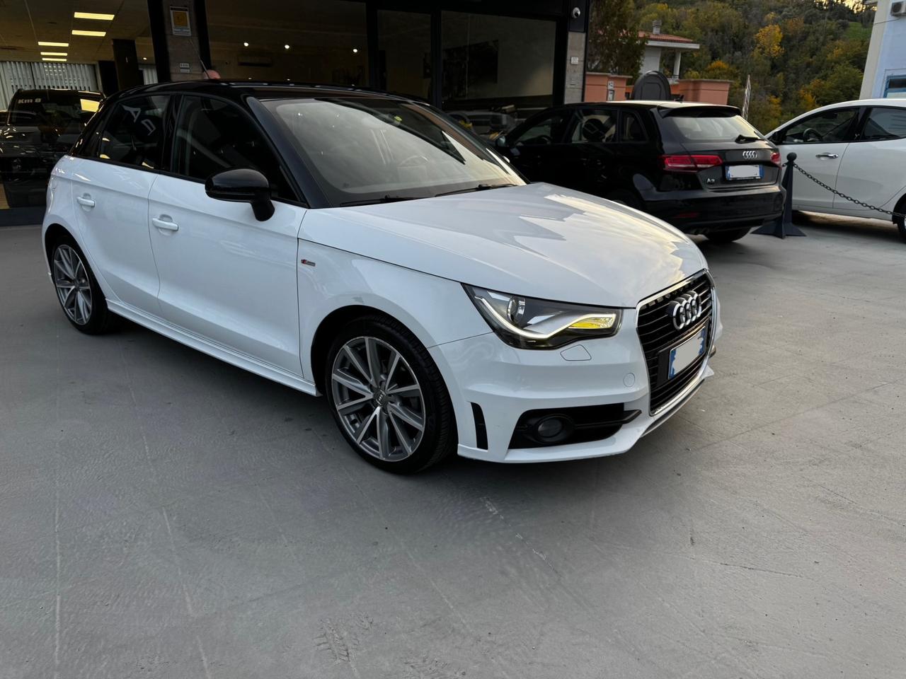 Audi A1 1.6 TDI S tronic S line edition plus