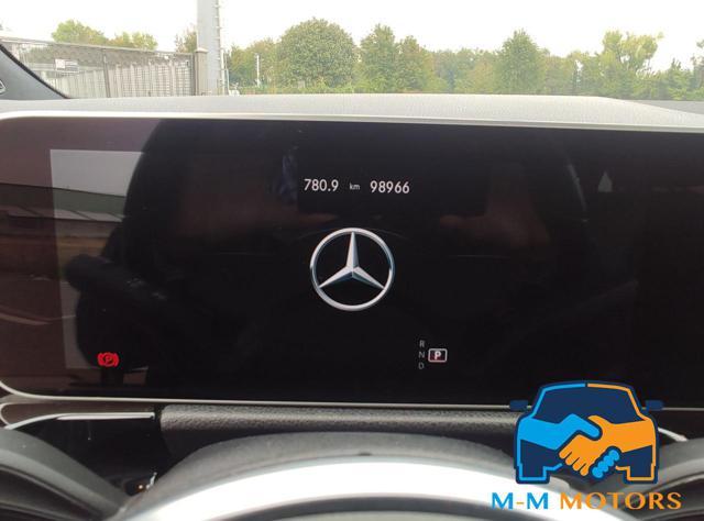 MERCEDES-BENZ GLA 200 Automatic Sport Plus