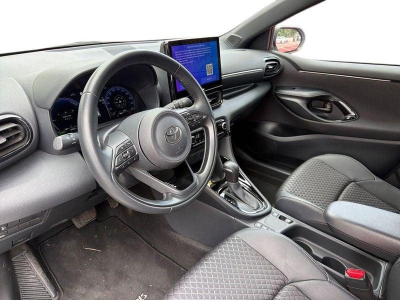 Toyota Yaris Yaris 1.5h 130 Lounge