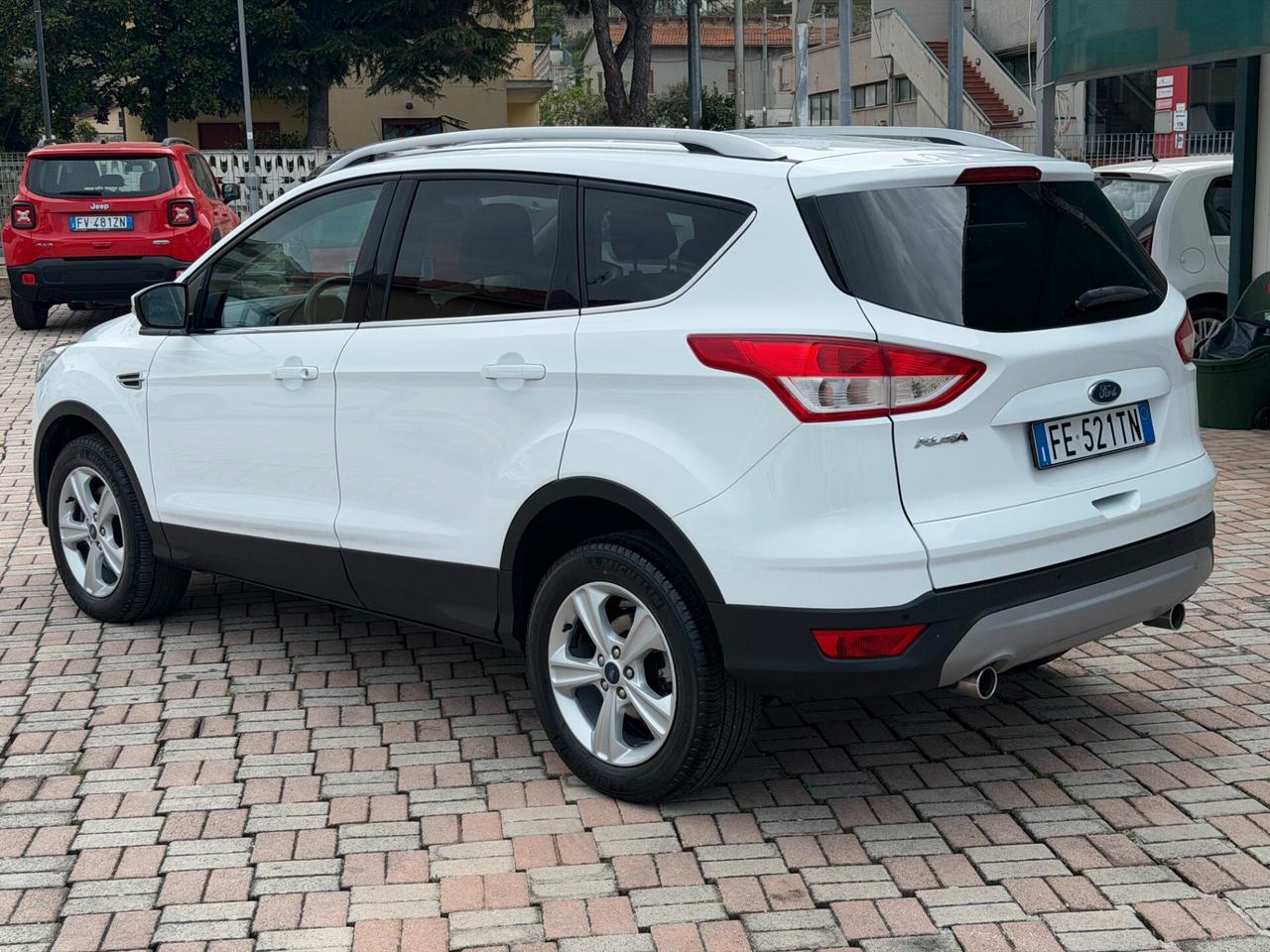 Ford Kuga 2.0 TDCI 120 CV S&S 2WD Titanium