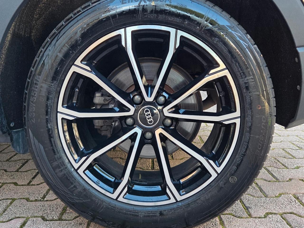 Audi Q3 35 TDI S tronic 150 cv Business