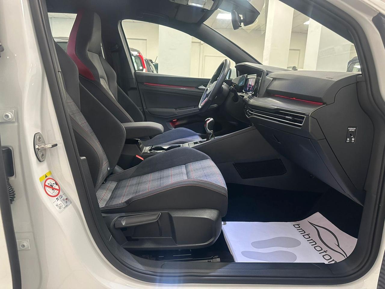 Volkswagen Golf GTI 2.0 TSI