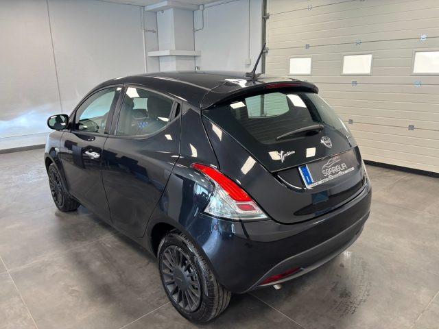 LANCIA Ypsilon 1.0 Benzina Hybrid Ecochic Gold 5 Porte