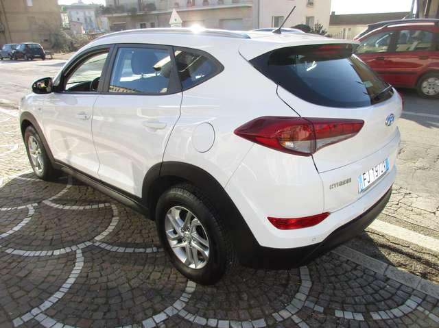 Hyundai TUCSON 1.7 crdi Xpossible 2wd 115cv FULL OPT GARANTITA