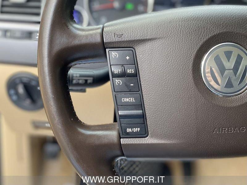 Volkswagen Touareg 2.5 R5 TDI DPF tiptronic