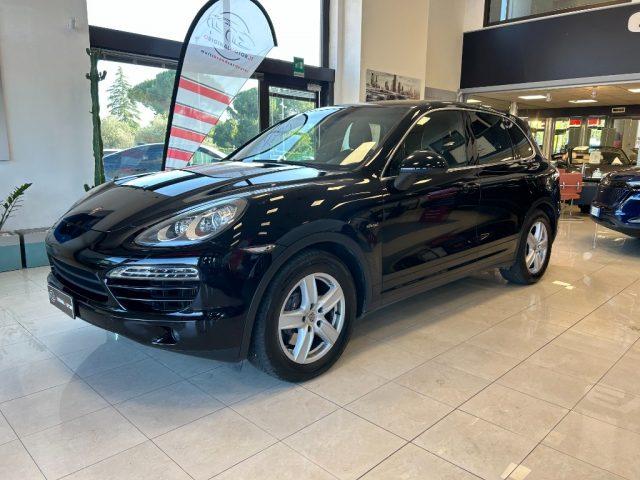 PORSCHE Cayenne 3.0 Diesel - BOOK SERVICE