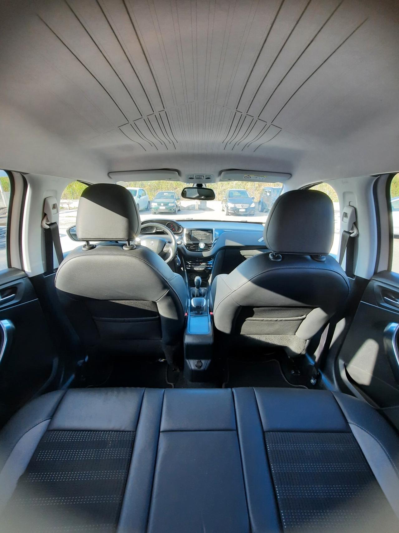Peugeot 2008 PureTech 82 Allure