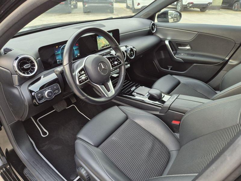 Mercedes-Benz Classe A A 180 d Sport Night edition auto