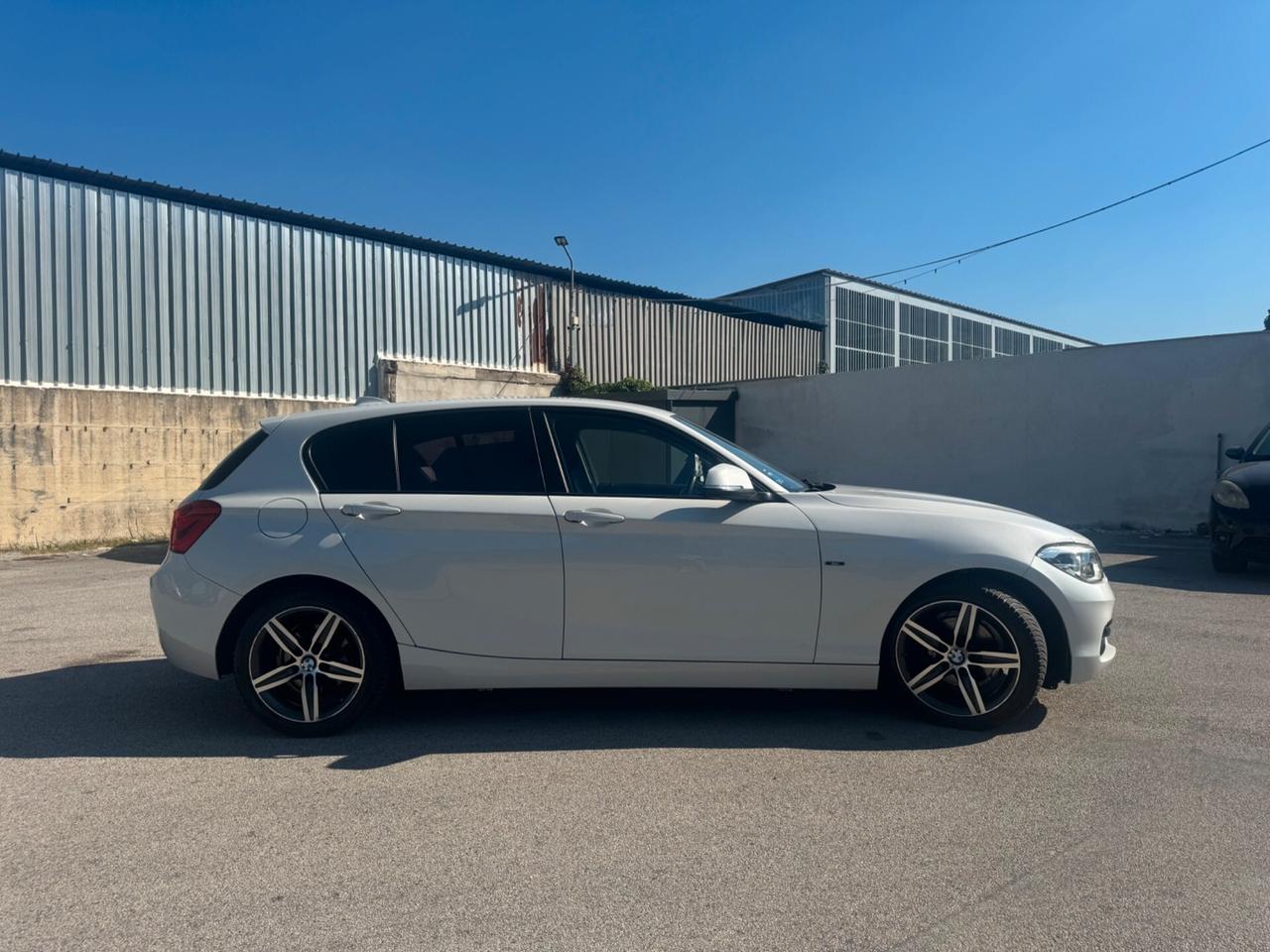 Bmw 118d 5p. Sport Automatico