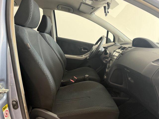TOYOTA Yaris 1.3 5 porte M-MT Sol