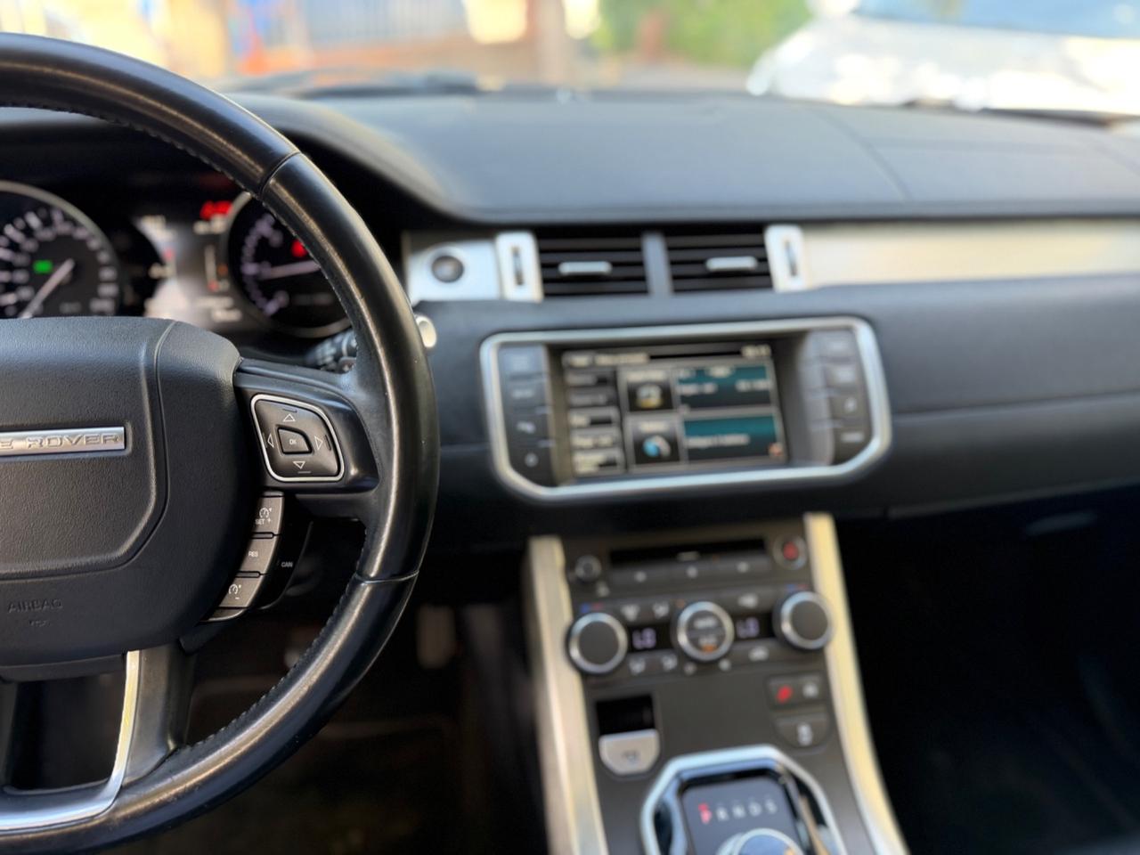 Land Rover Range Evoque 2.2 TD4 5p. Prestige