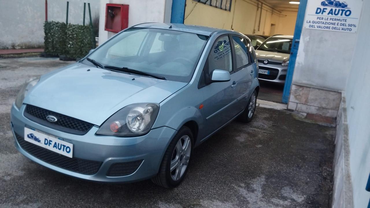 Ford Fiesta 1.4 TDCi 5p. Ghia