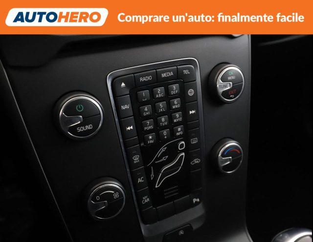 VOLVO V40 Cross Country D2