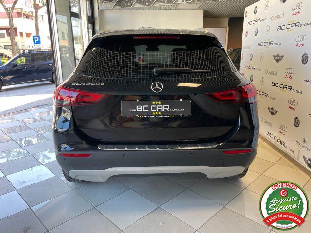 MERCEDES-BENZ GLA 200 d Automatic Business Extra