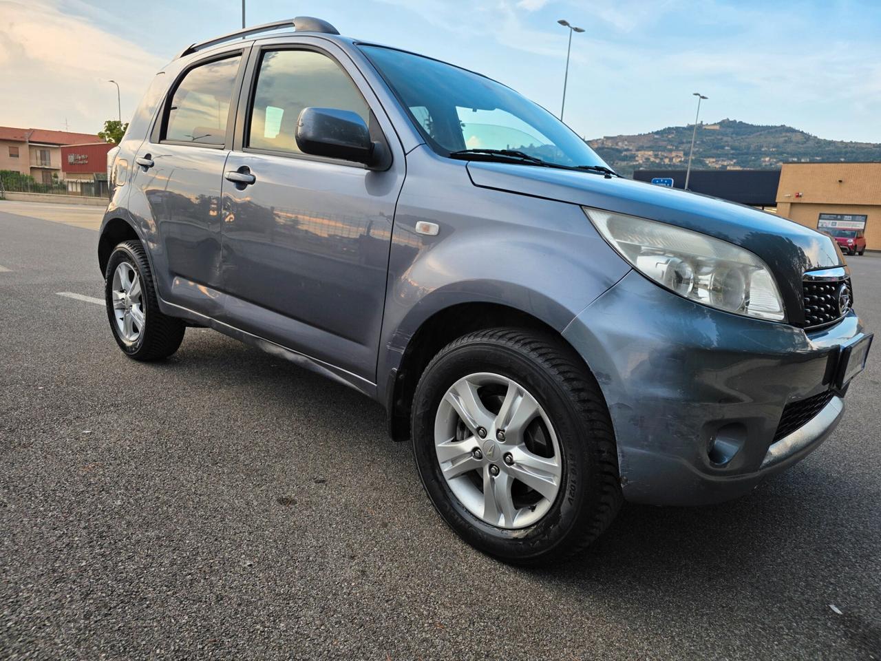 Daihatsu Terios 1.5 4WD B You O/F Five GPL