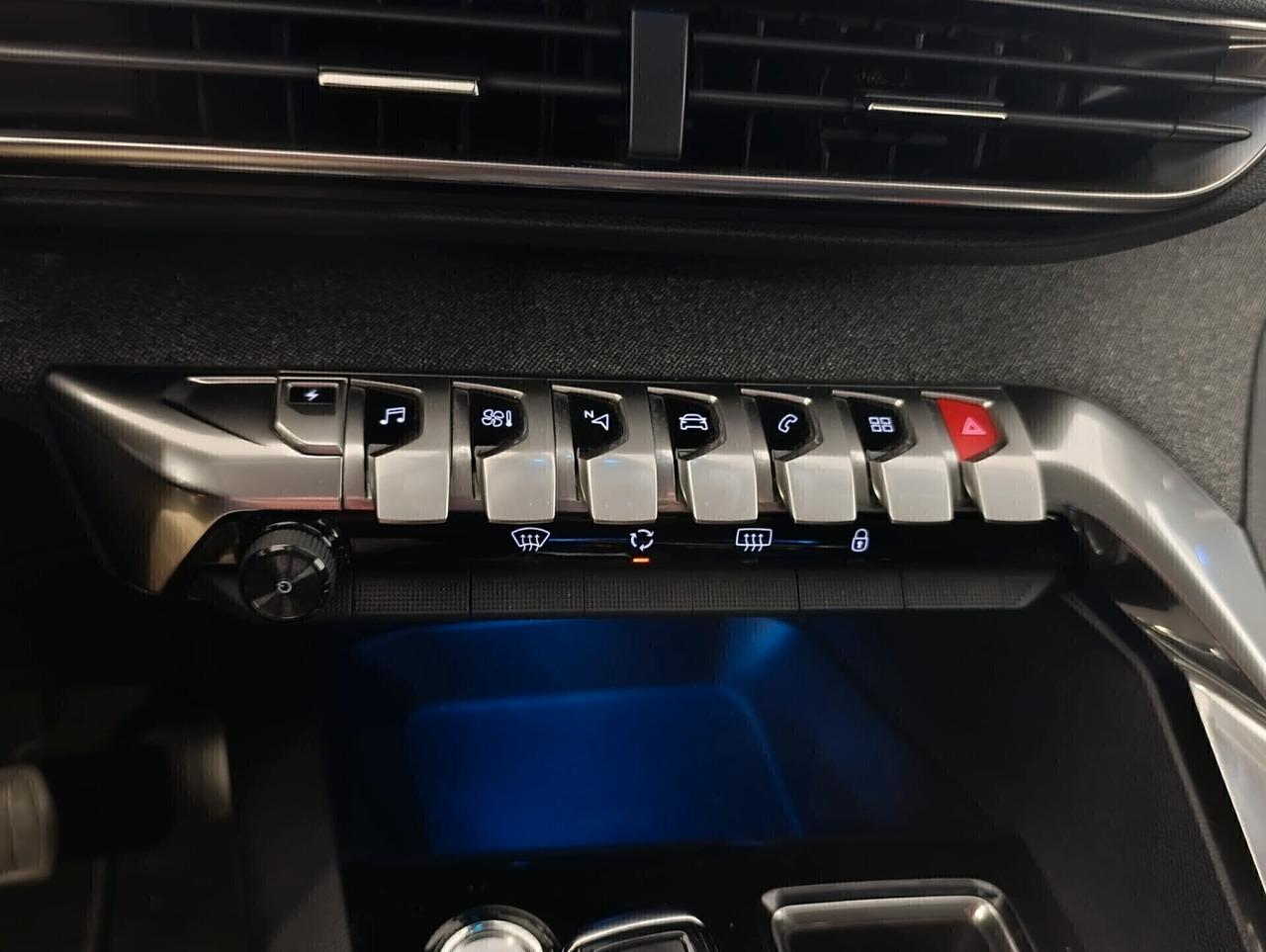 Peugeot 3008 AUTOMATICA BENZINA /HYBRID KM52000