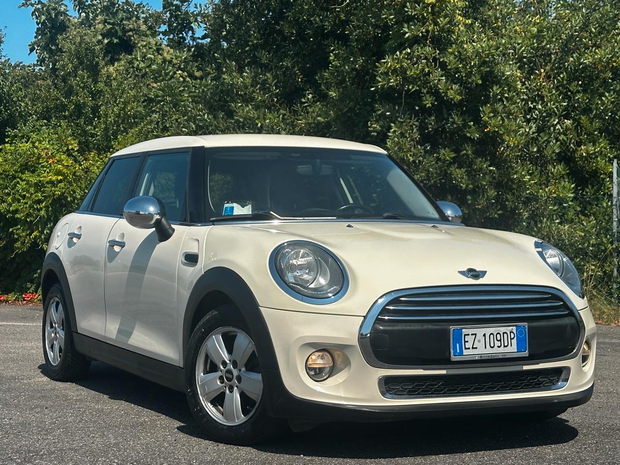 Mini 1.5 Cooper D 5 porte