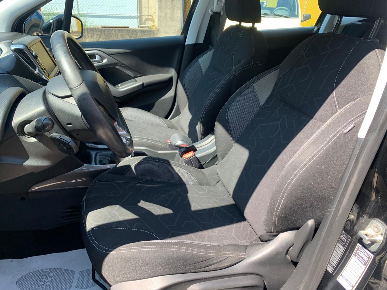 Peugeot 2008 PureTech 82 Active