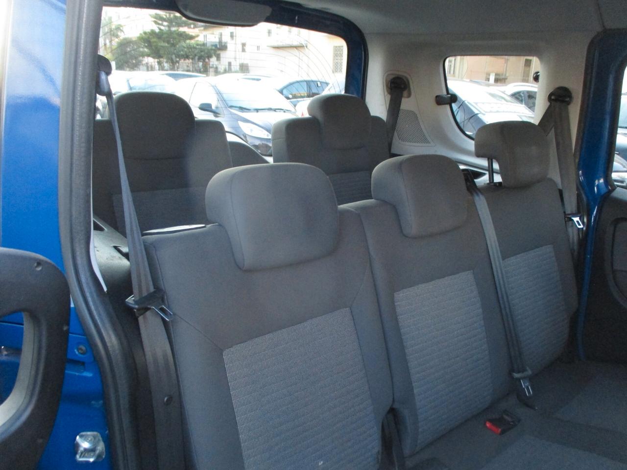 Fiat Doblo Doblò 2.0 MJT 7 POSTI CON GANGIO TRAINO