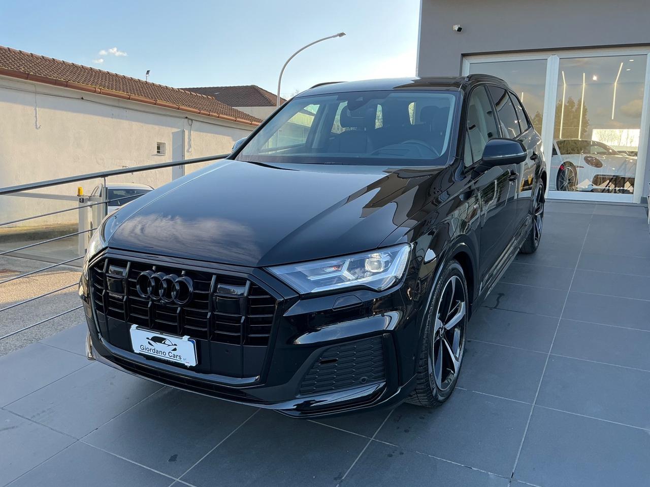 Audi Q7 45 TDI quattro tiptronic s Line 7 posti 231cv no sovrabollo